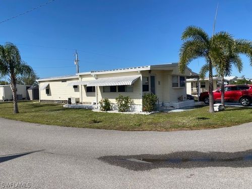 2727 Indianwood Dr, NORTH FORT MYERS, FL, 33917-1815 | Card Image