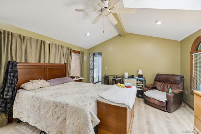17-2680-Pardee-Rd-Howell-MI-48843-WindowStill-12.jpg | Image 11