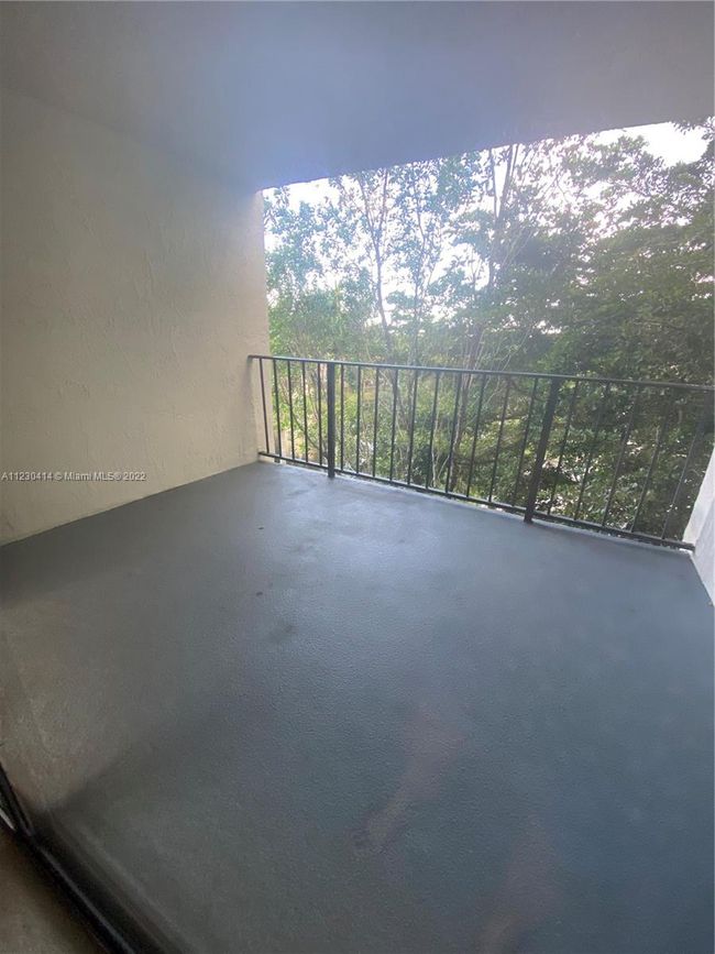 APT-515 - 6190 Woodlands Blvd, Condo with 2 bedrooms, 2 bathrooms and null parking in Tamarac FL | Image 32
