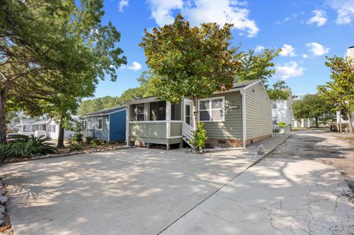 715 3rd Ave. S, North Myrtle Beach, SC, 29582 | Card Image