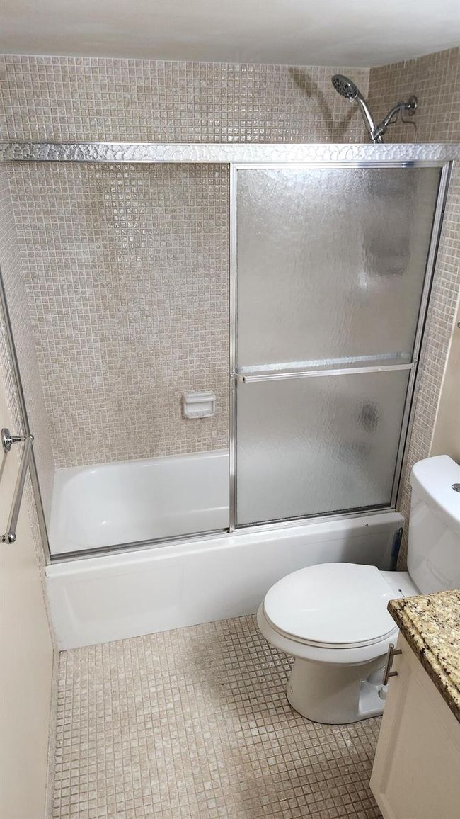 APT-203 - 4156 Inverrary Dr, Condo with 1 bedrooms, 1 bathrooms and null parking in Lauderhill FL | Image 10