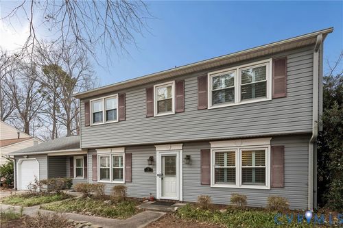2 Coffman Cir, Hampton, VA, 23669-1841 | Card Image