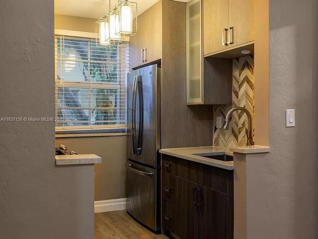 APT-5 - 1611 Euclid Ave, Condo with 1 bedrooms, 1 bathrooms and null parking in Miami Beach FL | Image 10