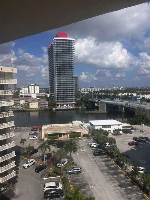 apt-1007-1825 S Ocean Dr, Hallandale Beach, FL, 33009-4951 | Card Image