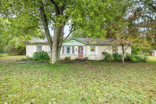 1465 Old Farmington Rd, Lewisburg, TN, 37091-2201 | Card Image