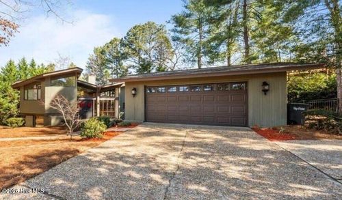 1 Lake Vista Ln, Pinehurst, NC, 28374-9713 | Card Image