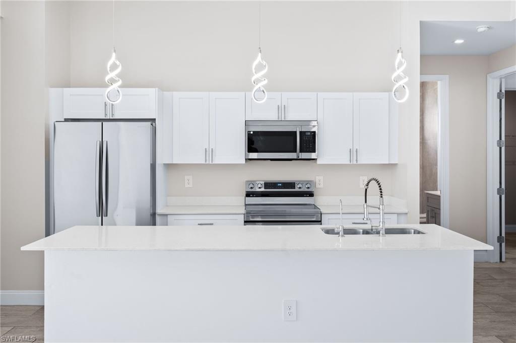 Residential Lease in LEHIGH ACRES 3
