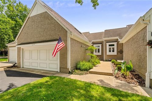 6717 W 126th Ct, Leawood, KS, 66209-3223 | Card Image