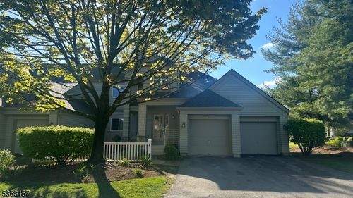 4 Harker Hill Dr, Hamburg, NJ, 07419-1235 | Card Image