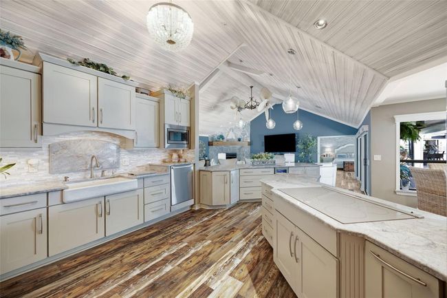 6605 Seabird Way, House other with 4 bedrooms, 4 bathrooms and null parking in APOLLO BEACH FL | Image 11