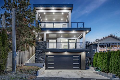 838 Stevens St, White Rock, BC, V4B4X2 | Card Image