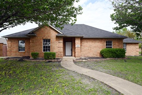 4017 Camden Ln, Sachse, TX, 75048-4639 | Card Image