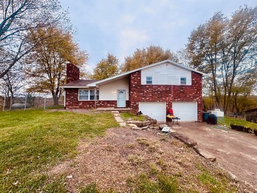 8627 N State Route 376 Nw, Mcconnelsville, OH, 43756-9596 | Card Image