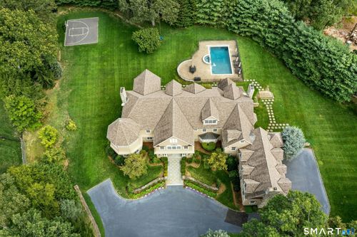 76 Lords Hwy, Weston, CT, 06883-1728 | Card Image