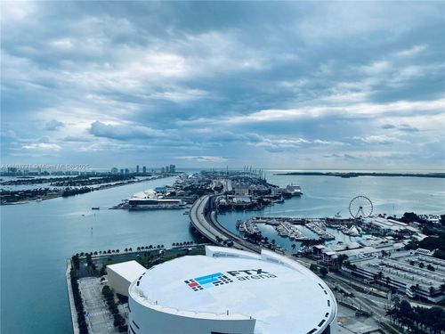 3001-888 Biscayne Blvd, Miami, FL, 33132-1516 | Card Image