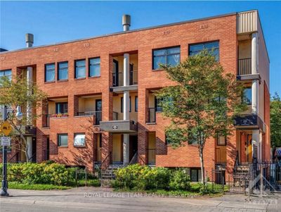 270 King Edward Ave, Condo with 2 bedrooms, 2 bathrooms and null parking in Ottawa ON | Image 1