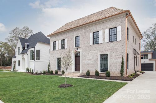 5024 Gilchrist Rd, Charlotte, NC, 28211-3391 | Card Image
