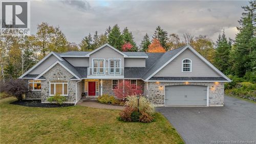 1 Highcliff Crt, Rothesay, NB, E2H2T8 | Card Image