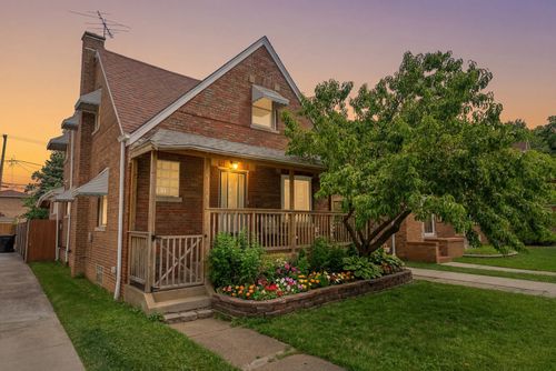 3910 W 83rd St, Chicago, IL, 60652-2920 | Card Image