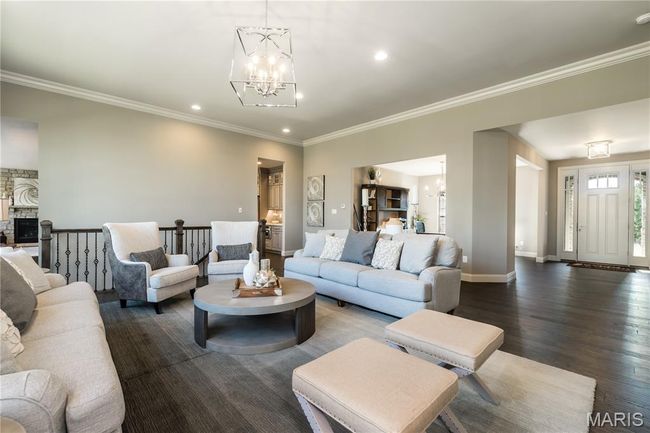 Photo representation of similar home. Some features shown may be optional. | Image 9