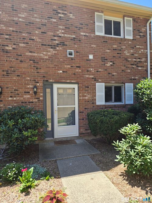 27-1400 Hartford Tpke, North Haven, CT, 06473-2184 | Card Image