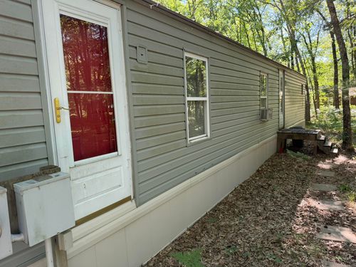 7363 Riverside Dr, Manistee, MI, 49660-9305 | Card Image