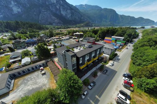 301-37762 Third Ave, Squamish, BC, V8B1C3 | Card Image