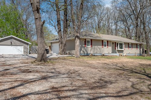 3576 N Kossen Ln, Springfield, MO, 65803-7013 | Card Image