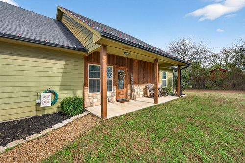 203 Mockingbird St, Ector, TX, 75439-3200 | Card Image