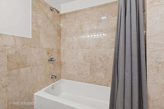 APT-2A - 2212 Campbell Ave, Condo with 2 bedrooms, 2 bathrooms and 1 parking in Chicago IL | Image 21