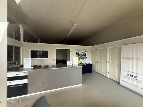 1513 24th Ave, Gulfport, MS, 39501-2070 | Card Image