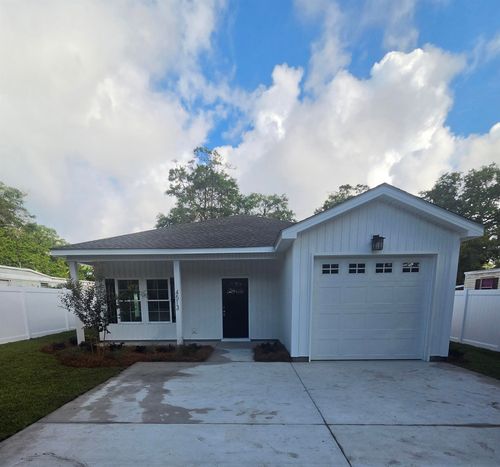 4513 Pelican St, North Myrtle Beach, SC, 29582-6523 | Card Image
