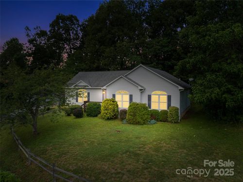 161 Blue Rock Rd, Burnsville, NC, 28714-9264 | Card Image