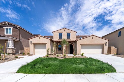 main-house-2429 Crater Avenue, Rialto, CA, 92377 | Card Image