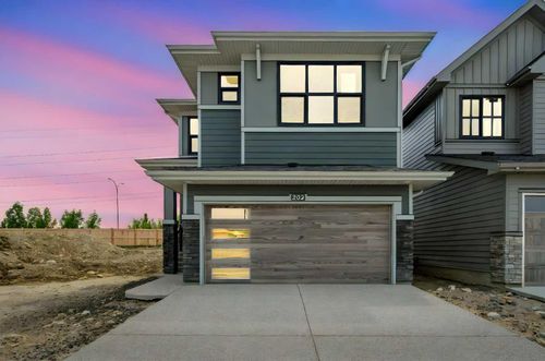 262 West Grove Lane Sw, Calgary, AB, T3H6K7 | Card Image