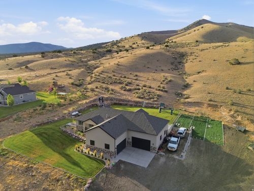 2056 W Ridgeline Rd, Stockton, UT, 84071-7795 | Card Image