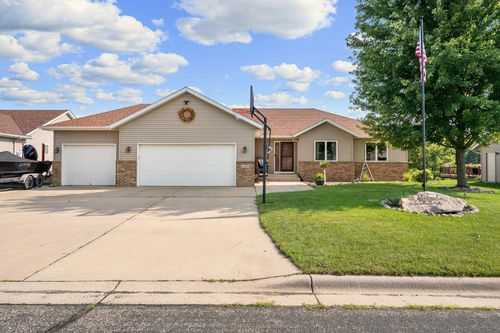406 Valley View Ln, Medford, MN, 55049-8134 | Card Image