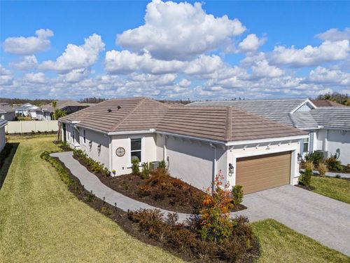 29563 Velletri Ln, WESLEY CHAPEL, FL, 33543-2255 | Card Image