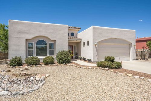4051 Bella Sierra Dr, Las Cruces, NM, 88011 | Card Image