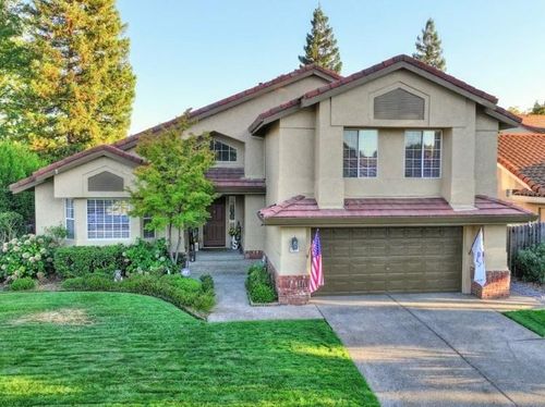 1431 Penhurst Way, Roseville, CA, 95747-6032 | Card Image