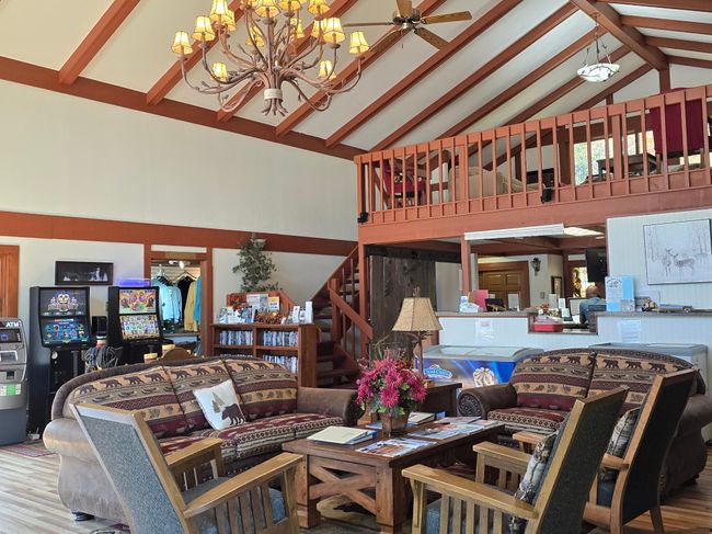 202 - 8250 Northern Rd, Condo with 2 bedrooms, 2 bathrooms and 1 parking in Minocqua WI | Image 51