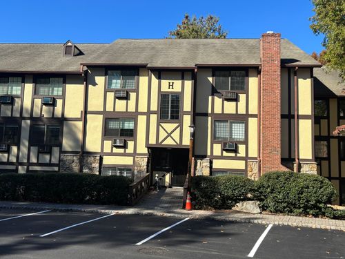 apt-305-50 Aiken St, Norwalk, CT, 06851-2023 | Card Image