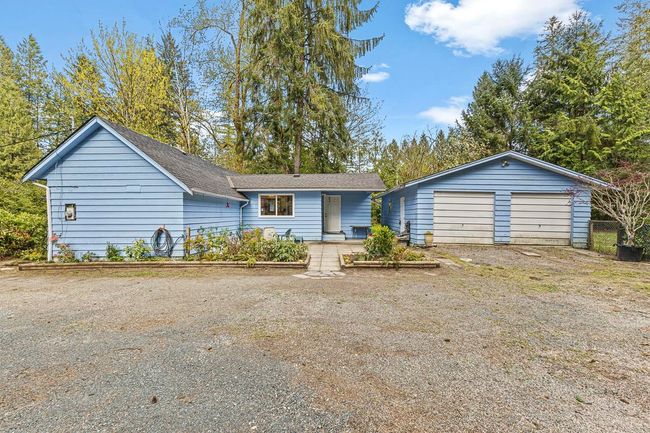 23348 Dogwood Avenue, House other with 4 bedrooms, 1 bathrooms and 12 parking in Maple Ridge BC | Image 1