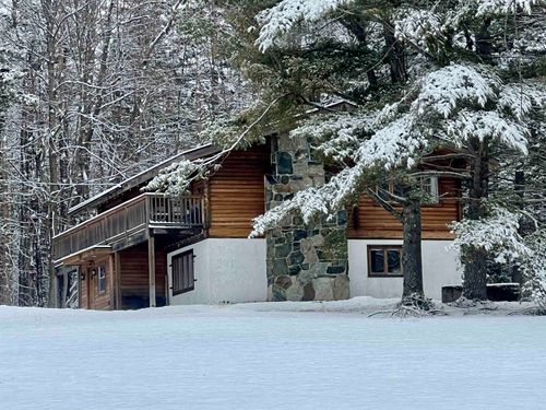 10 E Village Cir, Wilmington, VT, 05363 | Card Image