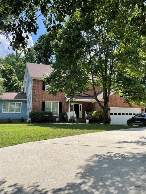 2836 Pickering Rd, Greensboro, NC, 27407-6434 | Card Image