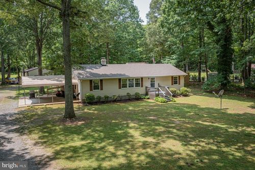 147 Edge Hill Ln, Heathsville, VA, 22473-4235 | Card Image