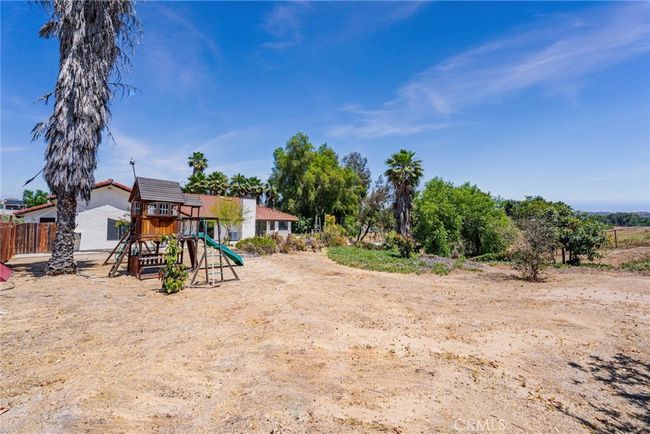 18085 Golden Leaf Ln, House other with 4 bedrooms, 3 bathrooms and 3 parking in Riverside CA | Image 35