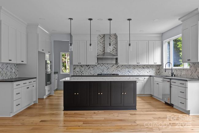 Kitchen | Image 7