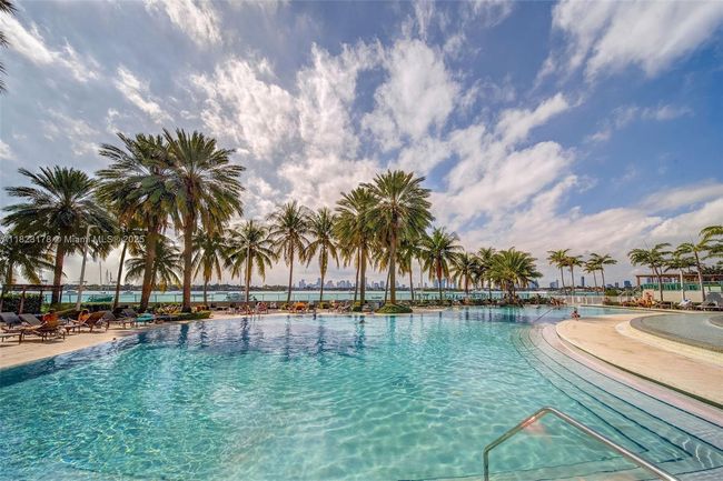 APT-262 - 1500 Bay Rd, Condo with 2 bedrooms, 2 bathrooms and null parking in Miami Beach FL | Image 78
