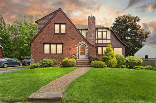 9 Mayfield Rd, Belmont, MA, 02478-1022 | Card Image